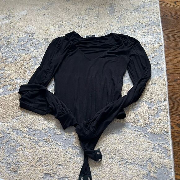 black long sleeve cotton bodysuit - Picture 1 of 3